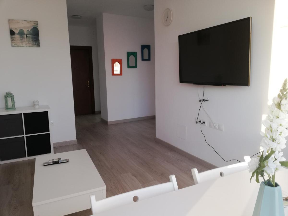 Apartamento Con Encanto 'Larios Street Ii' Apartment Malaga Luaran gambar