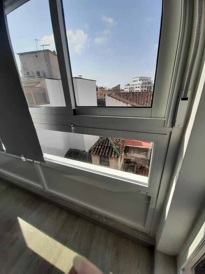 Apartamento Con Encanto 'Larios Street Ii' Apartment Malaga Luaran gambar