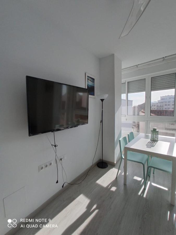 Apartamento Con Encanto 'Larios Street Ii' Apartment Malaga Luaran gambar